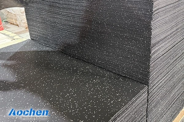 Non-Slip Gym Rubber Floor Tile Sports Flooring Waterproof