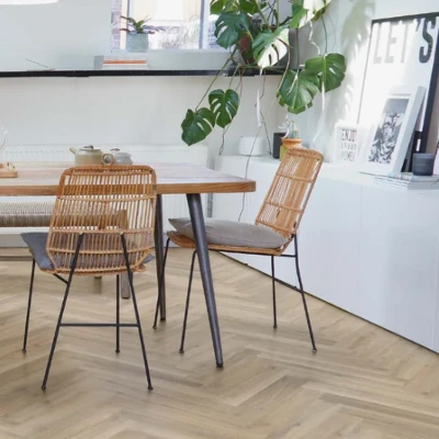 Commercial & Residential Universal Flooring