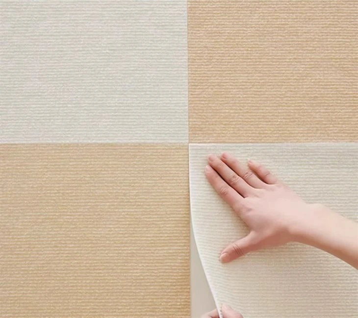 ACP10013 Check Self-Adhesive Carpet 